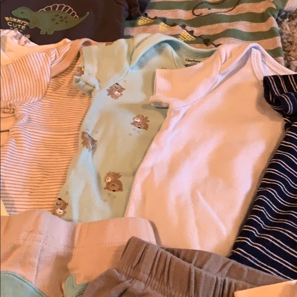 Large 13 piece Outfit Lot - 0-3m - Picture 4 of 6